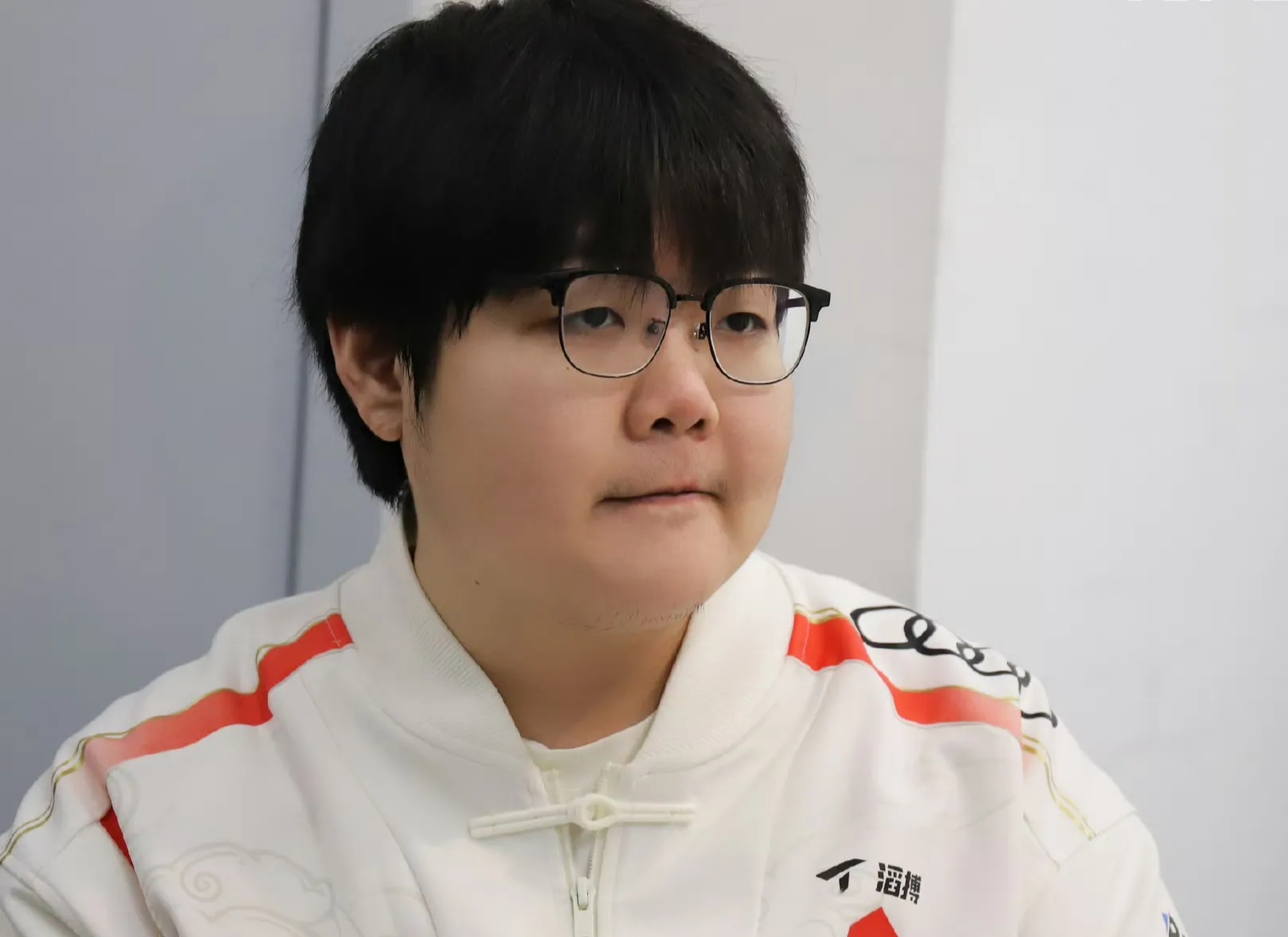 开云体育平台APP-WBG翻盘EDG,Jankos完成史诗逆转强强对话半决赛,点燃全场激情