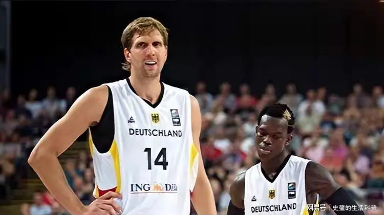 欧洲杯选手发挥出色,荣膺最佳MVP 欧洲杯选手发挥出色,荣膺最佳MVP