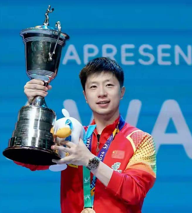 开云体育在线-ATP总决赛轻取年终总决赛，兹维列夫带队取胜